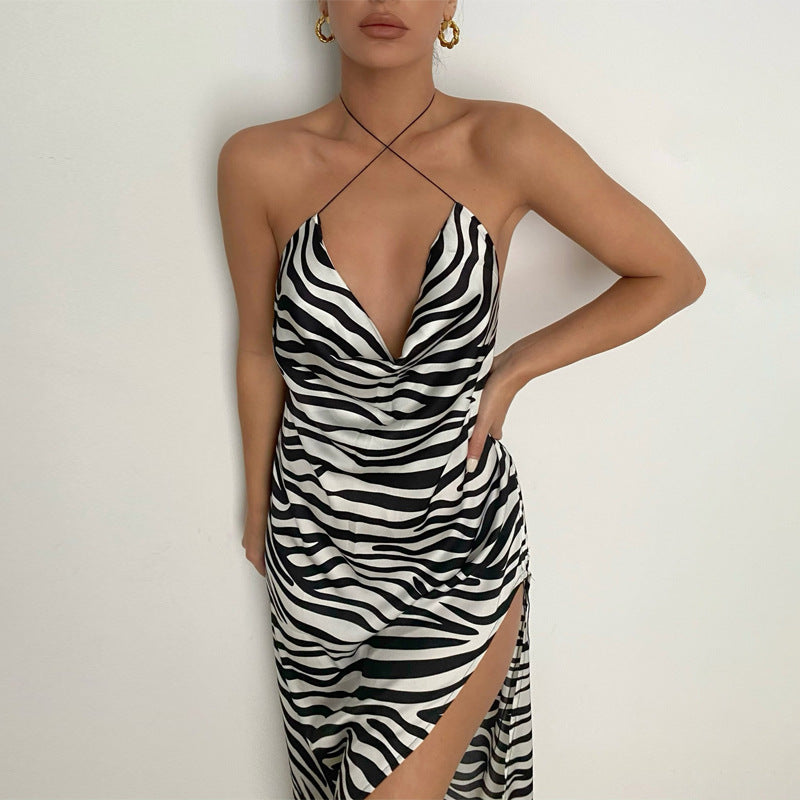 Abito Debby lungo zebra con spacco e scollatura Zebra Stripes Insane Dress