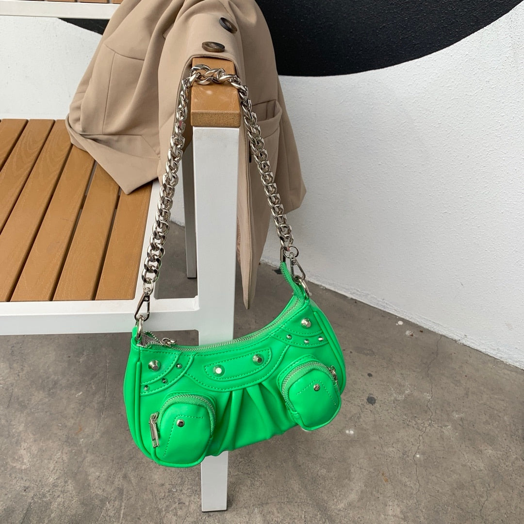 Borsa Carlotta con tracollina modello biker green Insane Dress