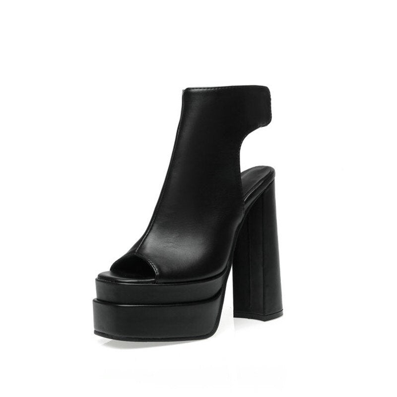 Tacco Ursula black MUST HAVE