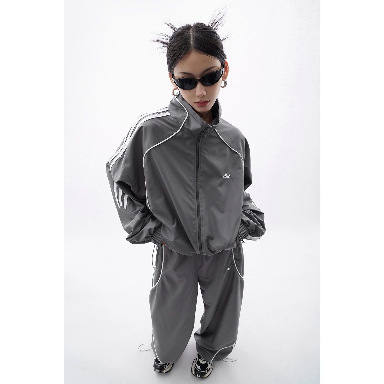 Tuta completa oversize tracksuit e pantalone Gray Set Insane Dress