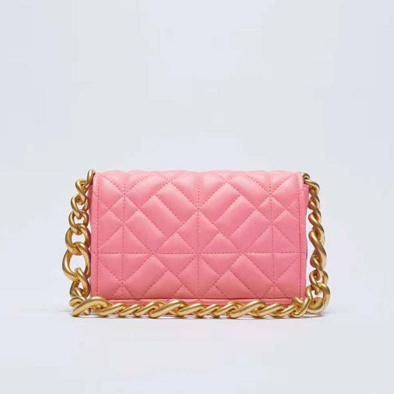 Borsa Tara trapuntata con tracolla catena oro Pink 21cmX13cmX4.5cm Insane Dress