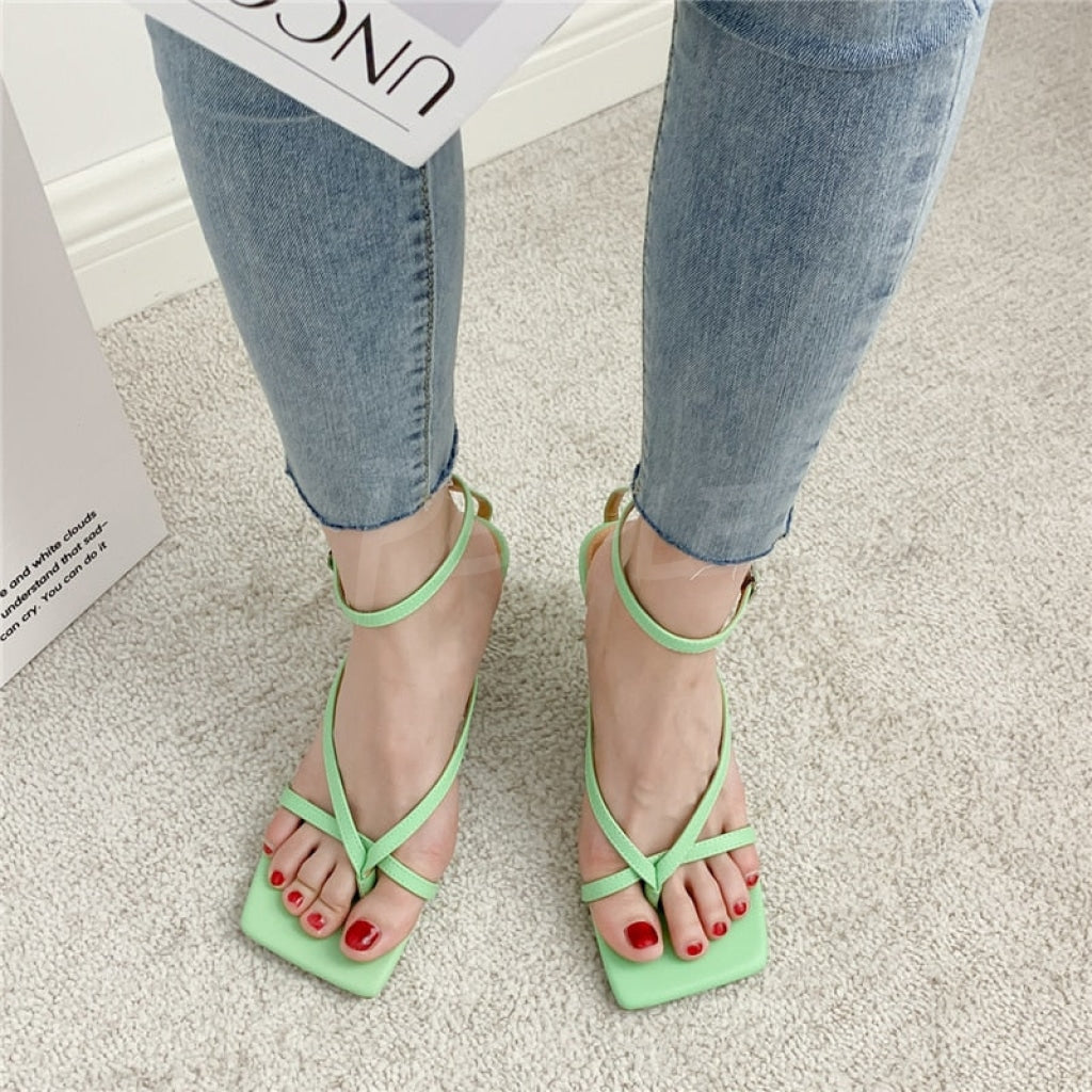 sandalo tokyo green MUST HAVE