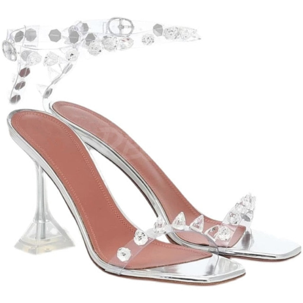 Transparent High heels MUST HAVE