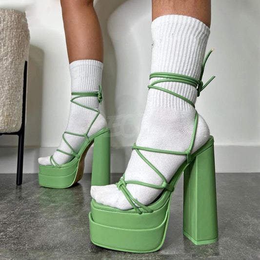 Tacco Olga Green MUST HAVE