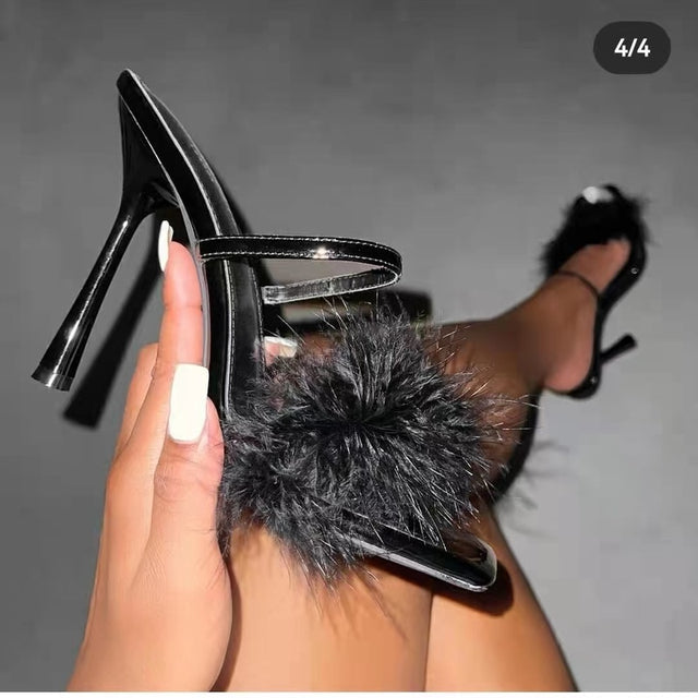 Sandalo fur black MUST HAVE